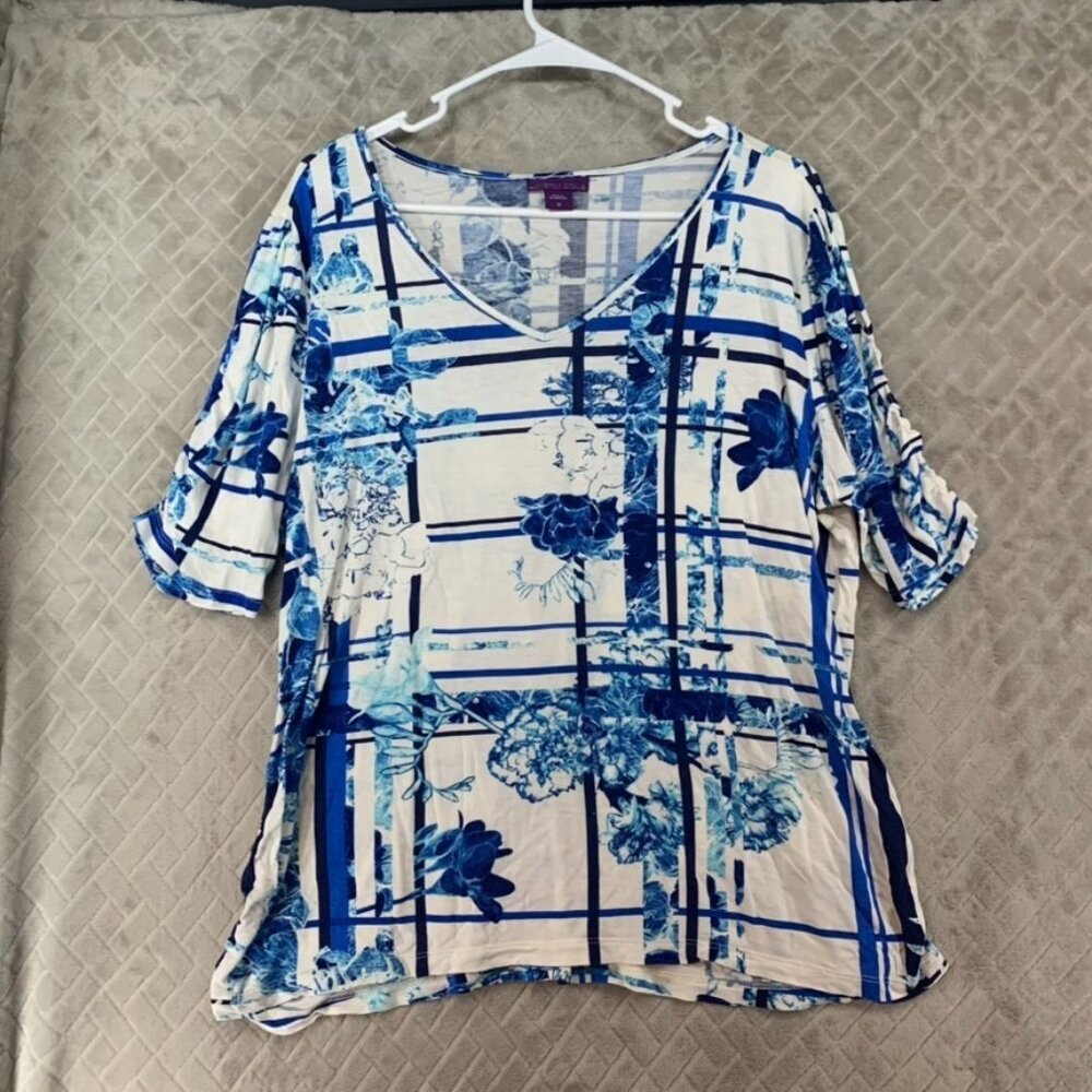 Beverly Drive T-Shirt Womens 2X White Blue Floral Plaid Short Sleeve V Neck